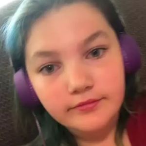 Meet your Posher, Sally